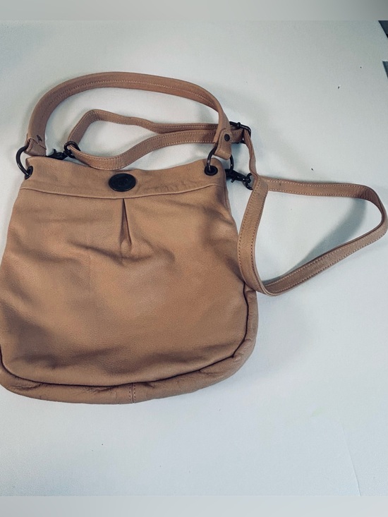 Wanderers Travel Co Handbags - Classic Wanderers Travel Co. Crossbody Bag in blush made w/ genuine leather